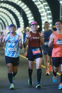 BIB: 42270, 45474, 4341
                            <button type="button" onclick="openModal(20405968)" class="btn btn-primary btn-sm float-right btn-popup" data-toggle="modal" data-target=".modal-high-quality">
                        <i class="fas fa-shopping-cart"></i> Add to Cart
                    </button>
                                            <button type="button" onclick="isThisMe(20405968, true)" class="btn btn-success btn-sm float-right btn-popup btn-isme hidden" data-toggle="tooltip" data-placement="bottom" title="นี่คือรูปของคุณใช่ไหม คลิกที่นี่เพื่อเอาเข้าอัลบั้ม">
                        <i class="fas fa-plus"></i> Add to album
                    </button>
                    <button type="button" onclick="isThisMe(20405968, false)" class="btn btn-warning btn-sm float-right btn-popup btn-isnotme hidden">
                        <i class="fas fa-ban"></i> Remove from album
                    </button>